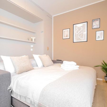 Bright 2Br - 8Th Floor, Balcony, Free Parking - By Gravity Prague Διαμέρισμα Εξωτερικό φωτογραφία