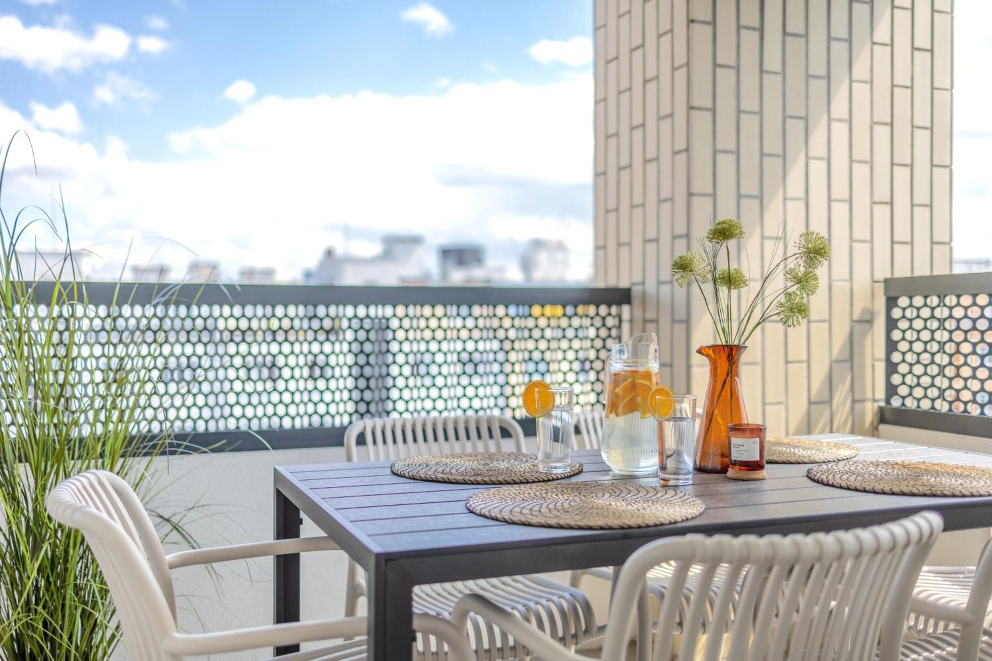 Bright 2Br - 8Th Floor, Balcony, Free Parking - By Gravity Prague Διαμέρισμα Εξωτερικό φωτογραφία