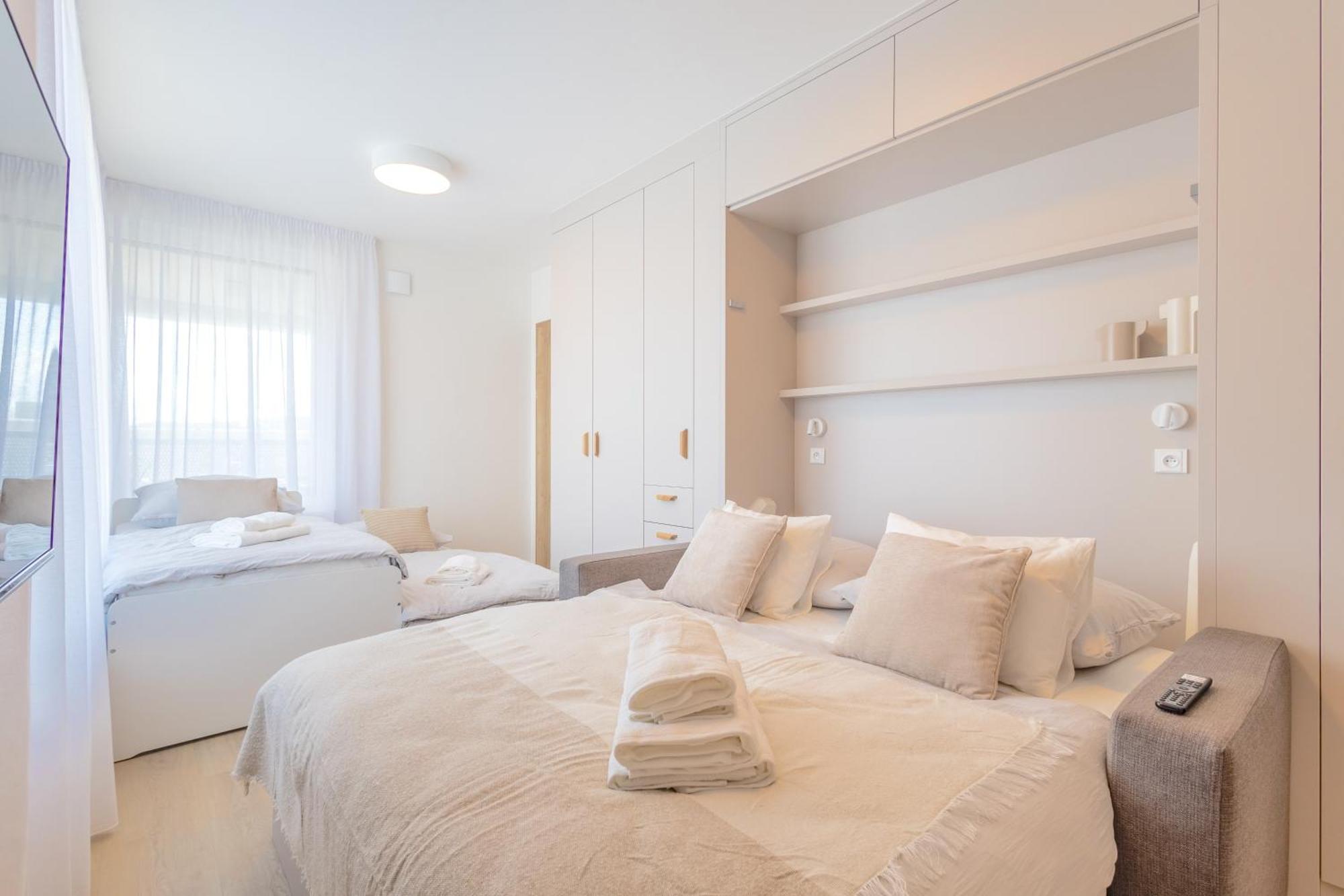 Bright 2Br - 8Th Floor, Balcony, Free Parking - By Gravity Prague Διαμέρισμα Εξωτερικό φωτογραφία