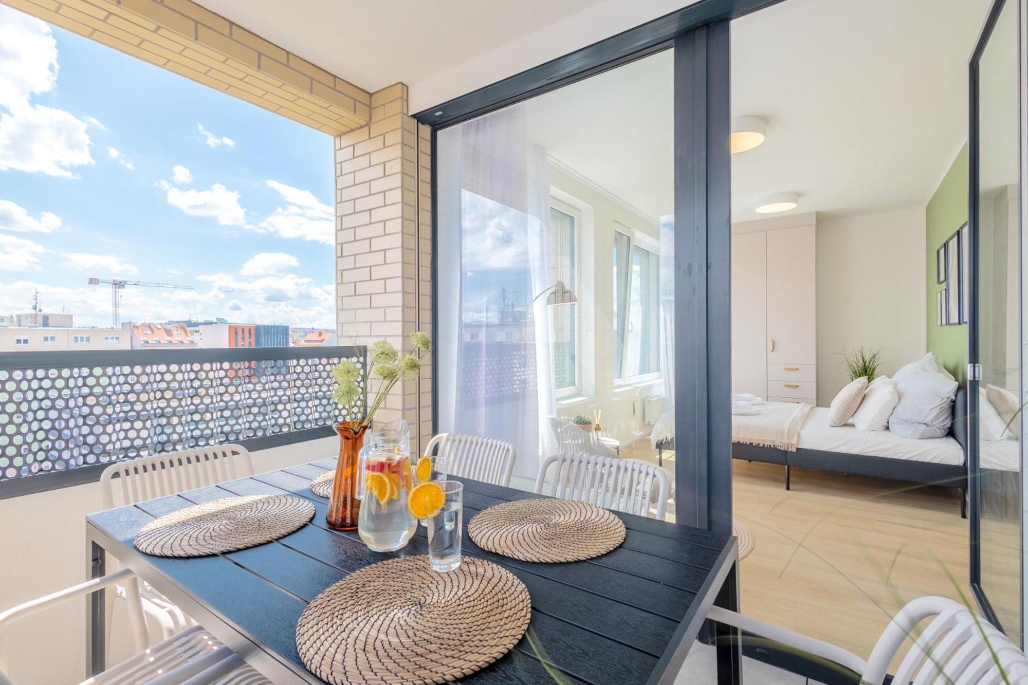 Bright 2Br - 8Th Floor, Balcony, Free Parking - By Gravity Prague Διαμέρισμα Εξωτερικό φωτογραφία
