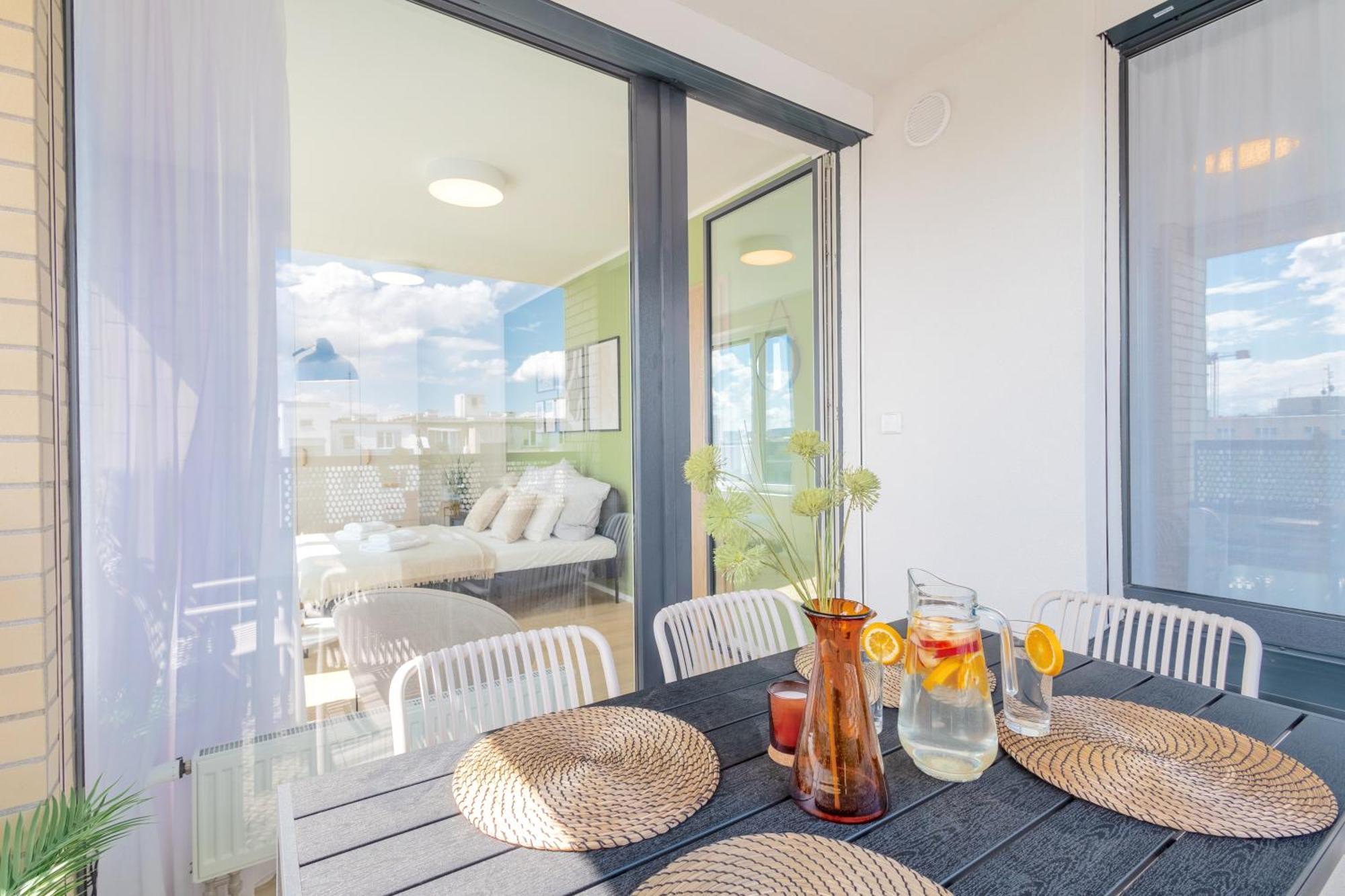 Bright 2Br - 8Th Floor, Balcony, Free Parking - By Gravity Prague Διαμέρισμα Εξωτερικό φωτογραφία